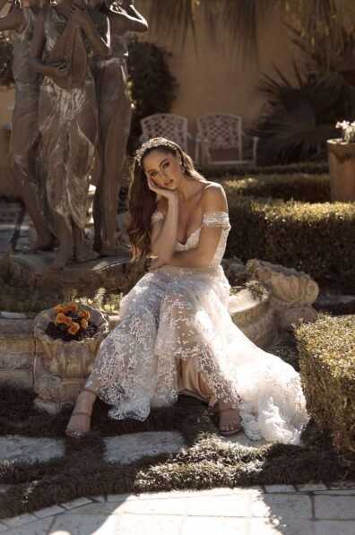 Madi Lane Bobbie. Ivory/Mocha Size 16 Madi Lane Bobbie. Ivory/Mocha Size 16