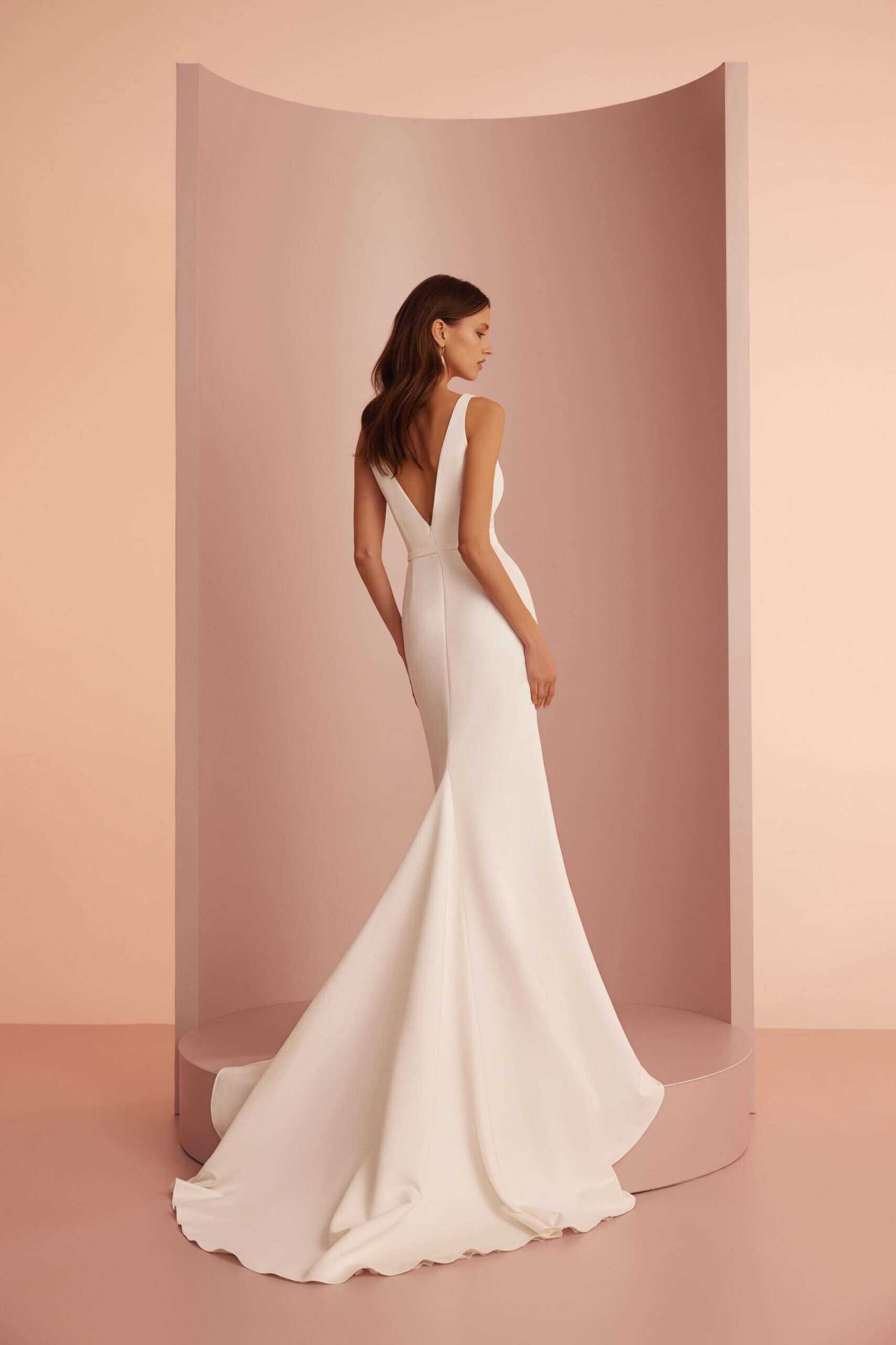 L412 - Scarlet Poppy Bridal Boutique