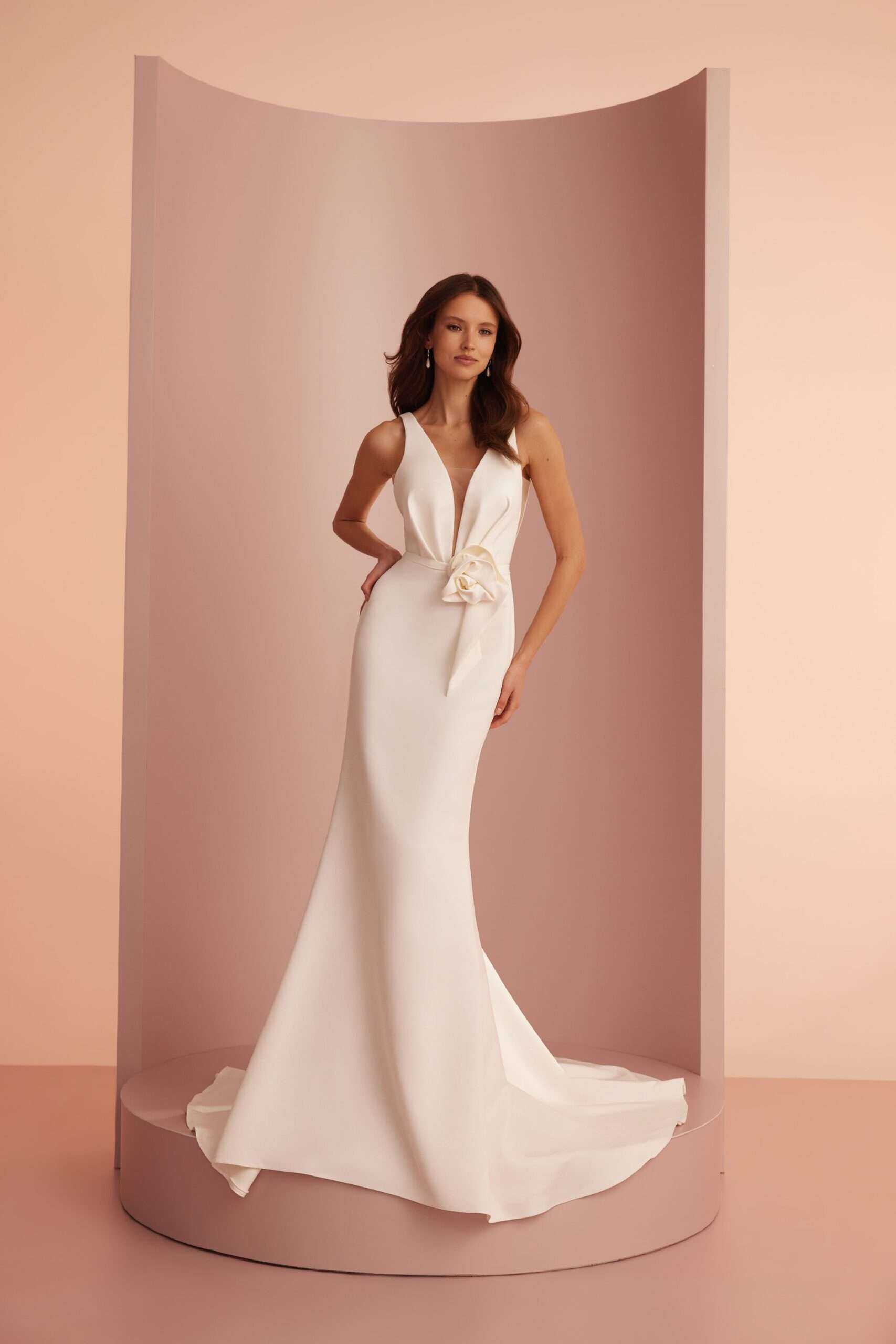 L412 - Scarlet Poppy Bridal Boutique